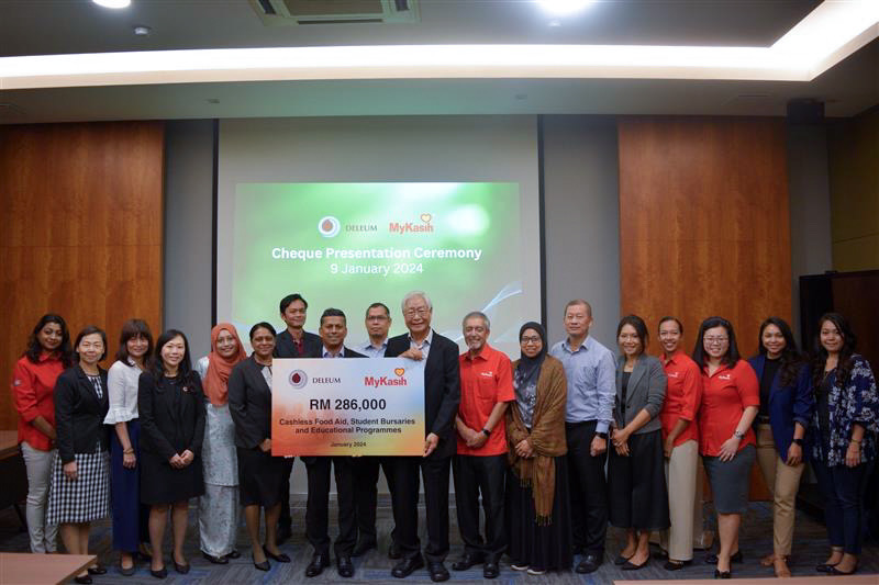 Mock cheque presentation to MyKasih 2024